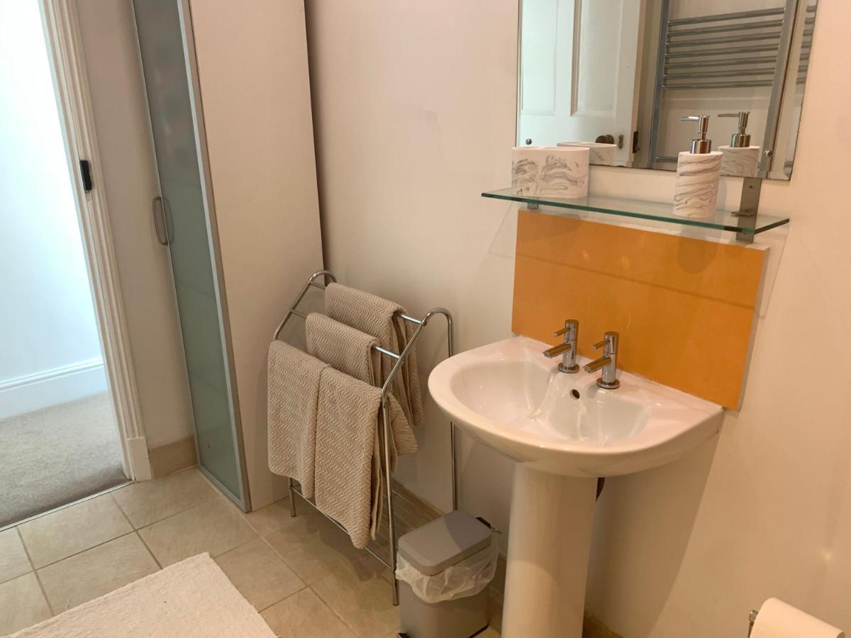 Puffin. Comfortable Annexe Central 팰머스 외부 사진